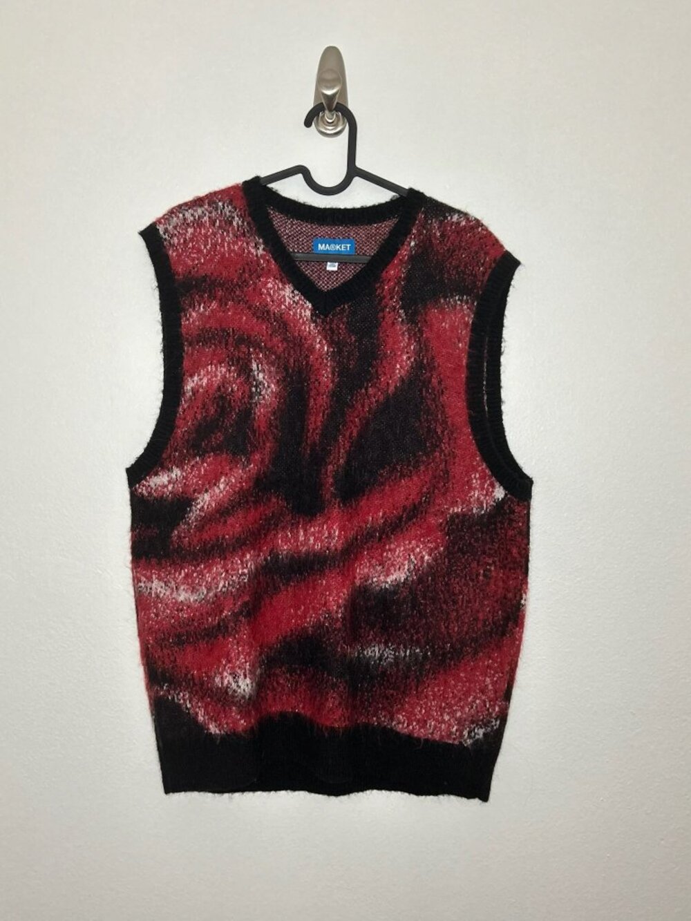 Chinatown Market Rose Knit Sweater Vest - Red / Black Size L